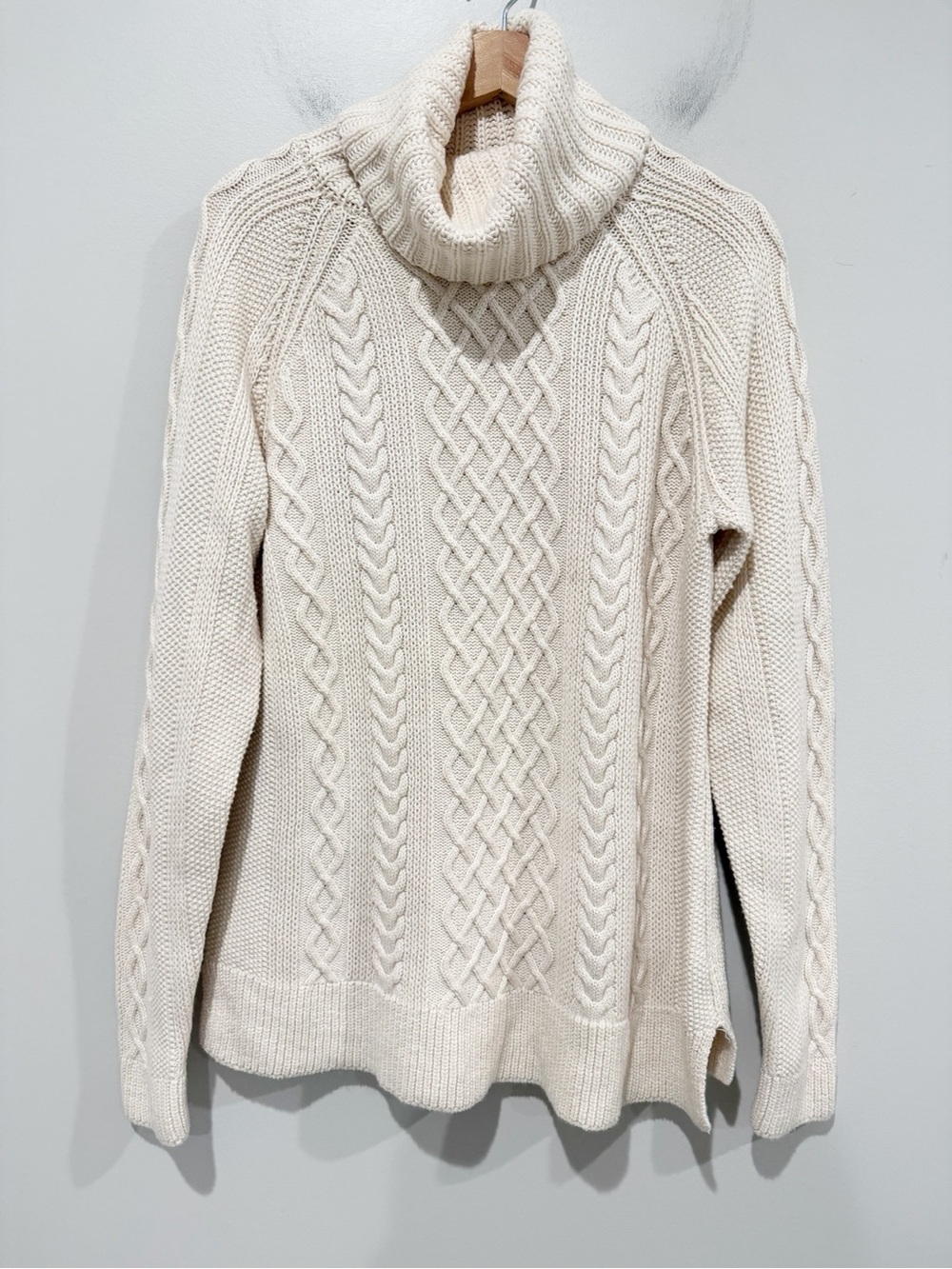 TALBOTS Cowlneck Cable Knit Sweater Cotton Cashmere Wool Cream Coastal Size L